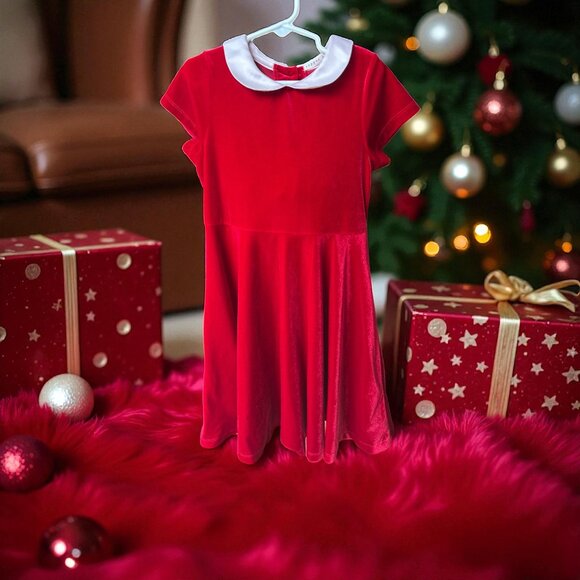 Copper Key Other - COPPER KEY Size 6 Red Velvet Short Dress with White Collar